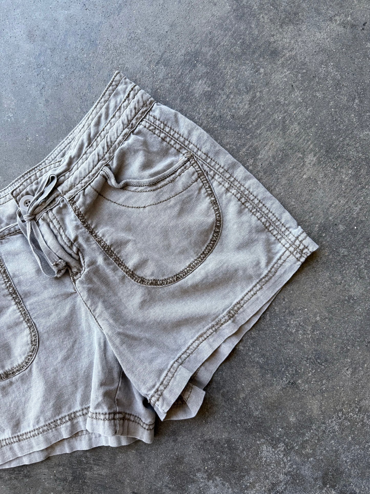 Linen Cargo Shorts - 3/4