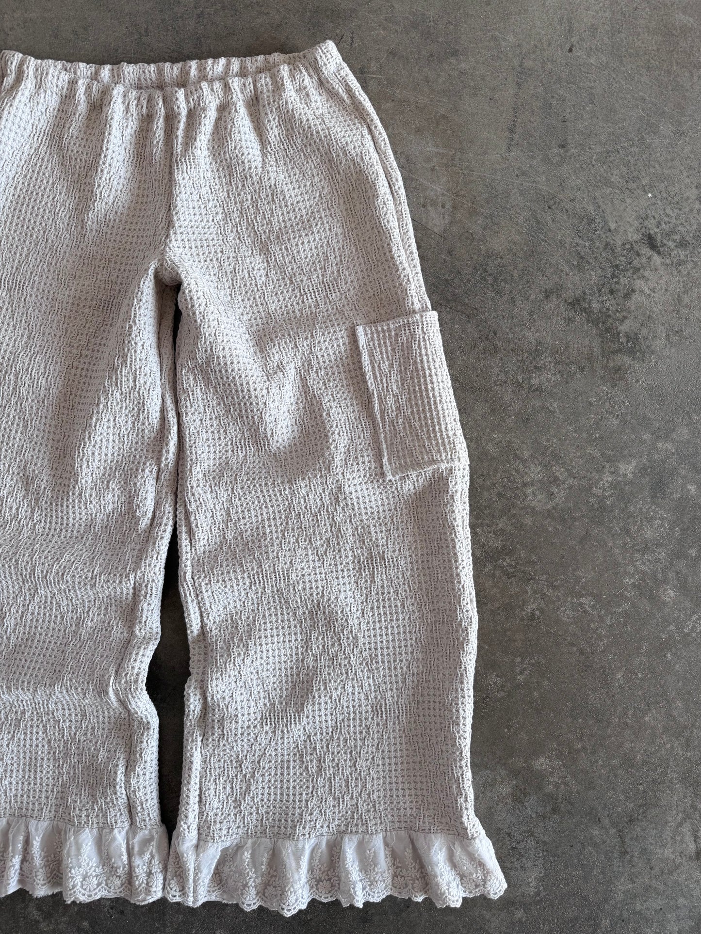 Wide Leg Frilly Pants - M/L