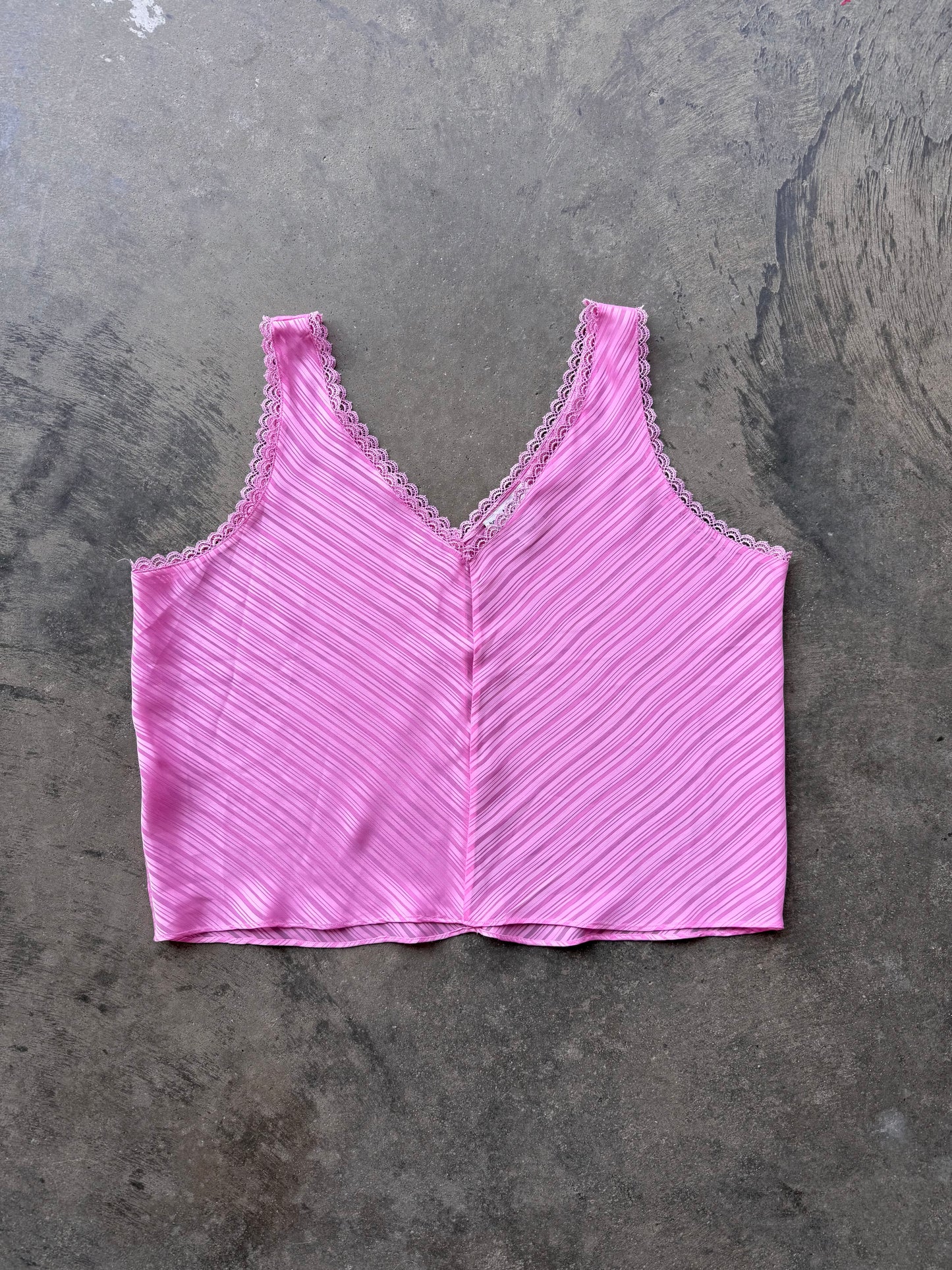 Slip Tank - L