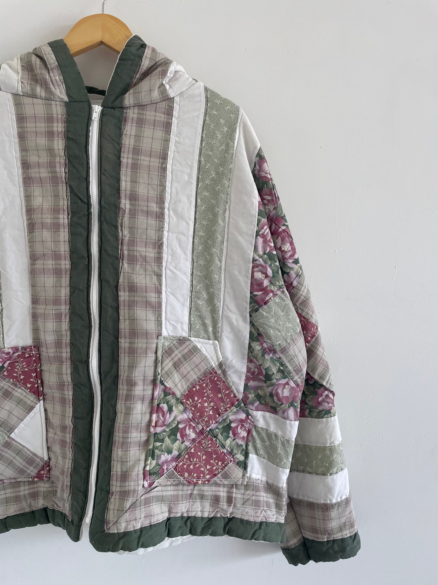 Quilt Hooded Jacket - 2XL
