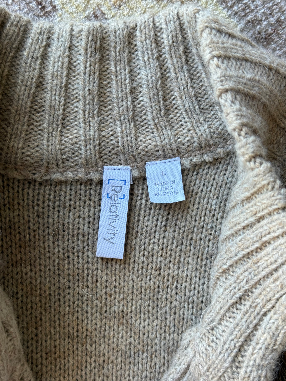 Faux Fur Zip Up Sweater Vest - L