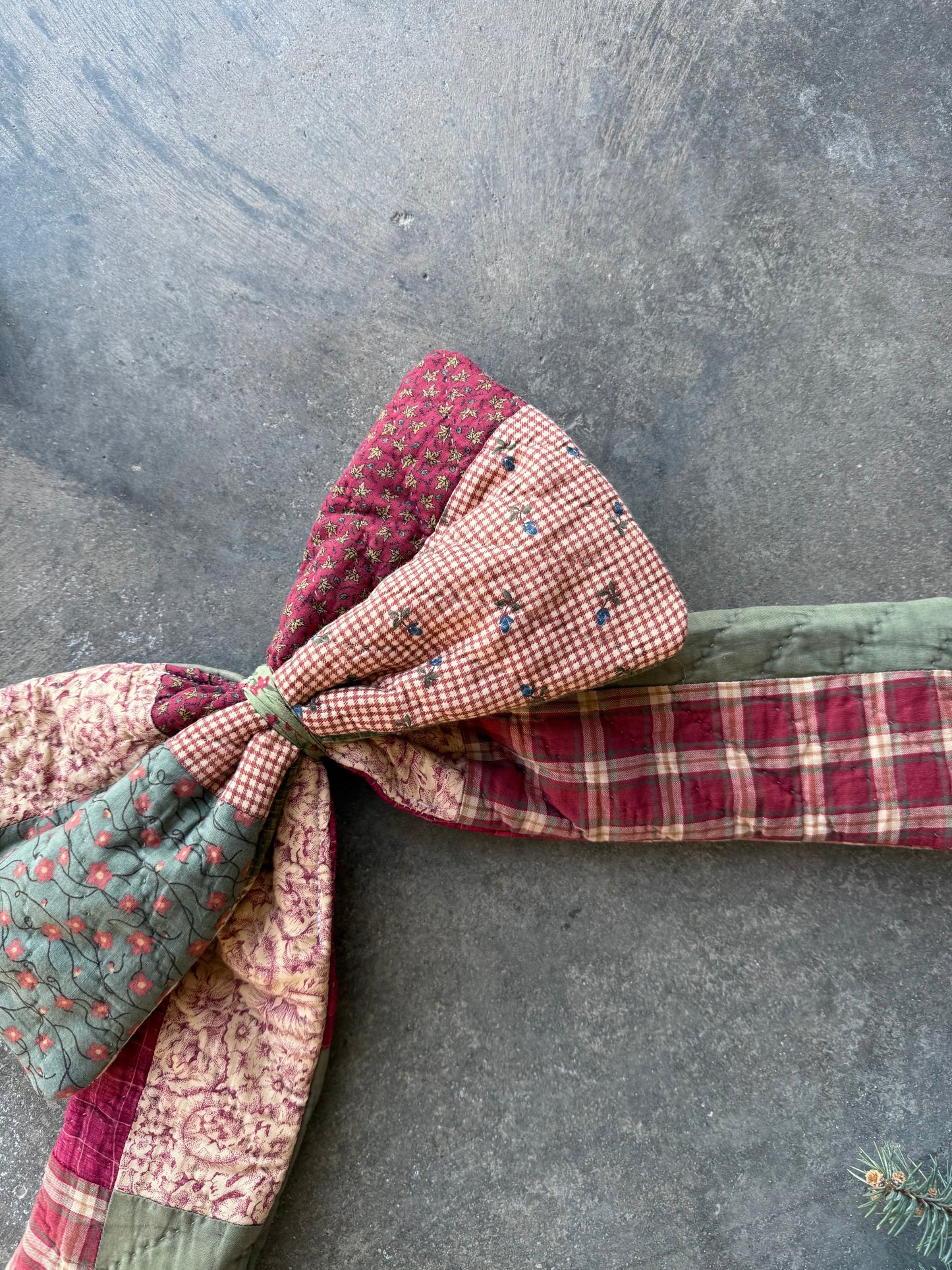Large Quilt Bow