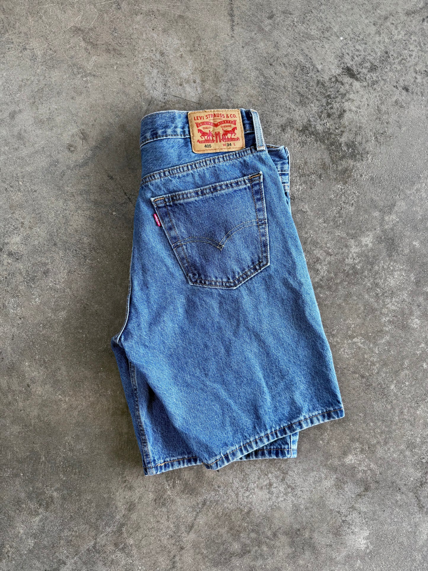 405 Levi’s - 34x9