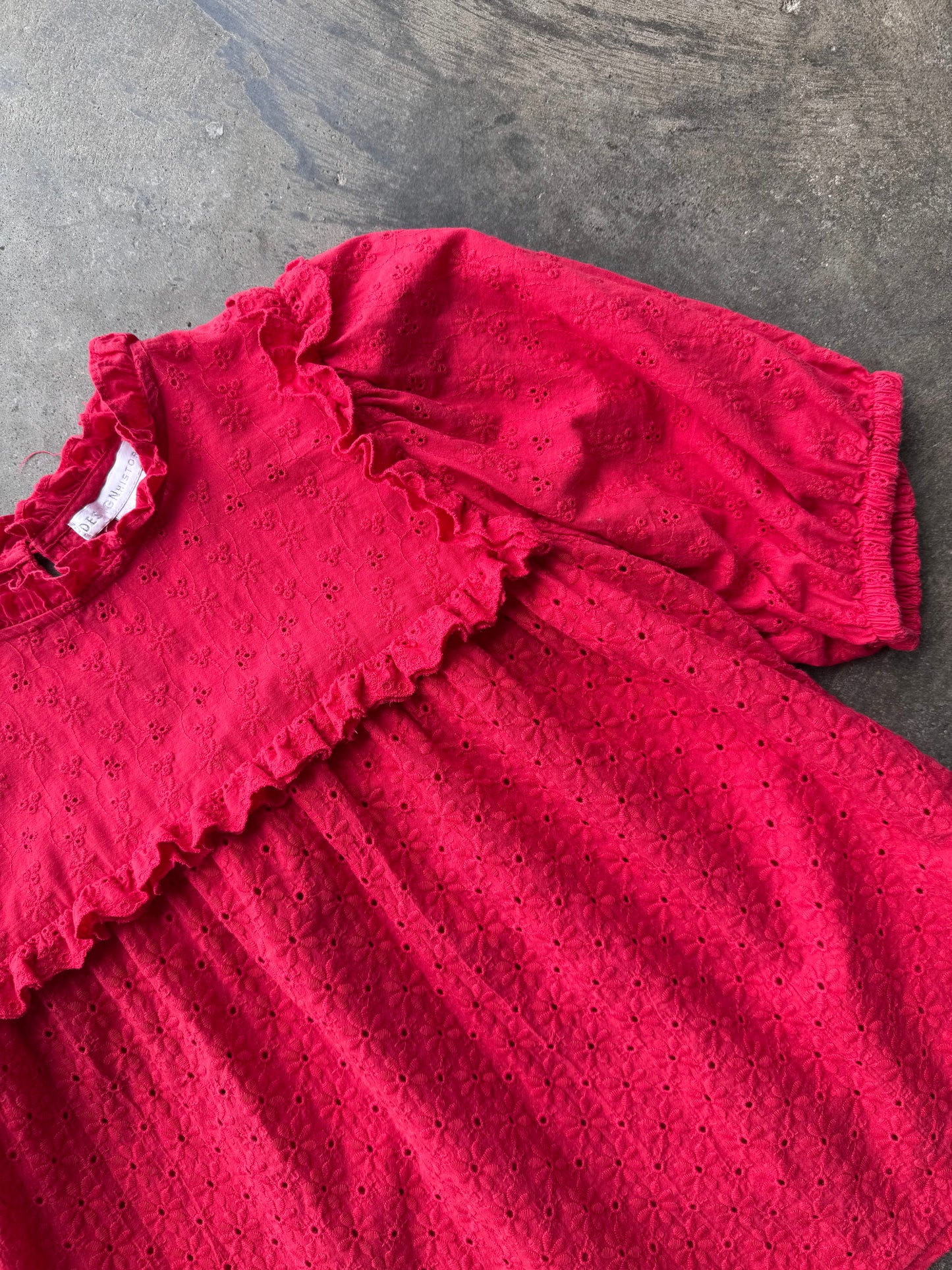 Eyelet Top - M
