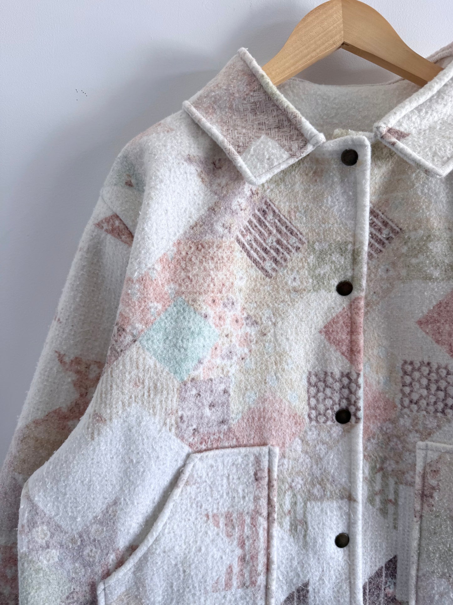 Blanket Button Snap Jacket - L