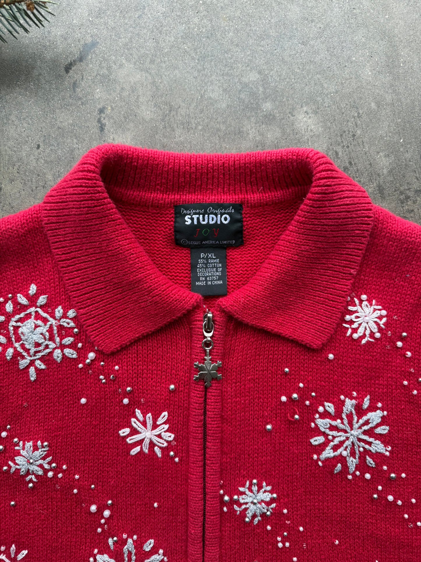 Snowflake Zip Up Sweater Vest - XL