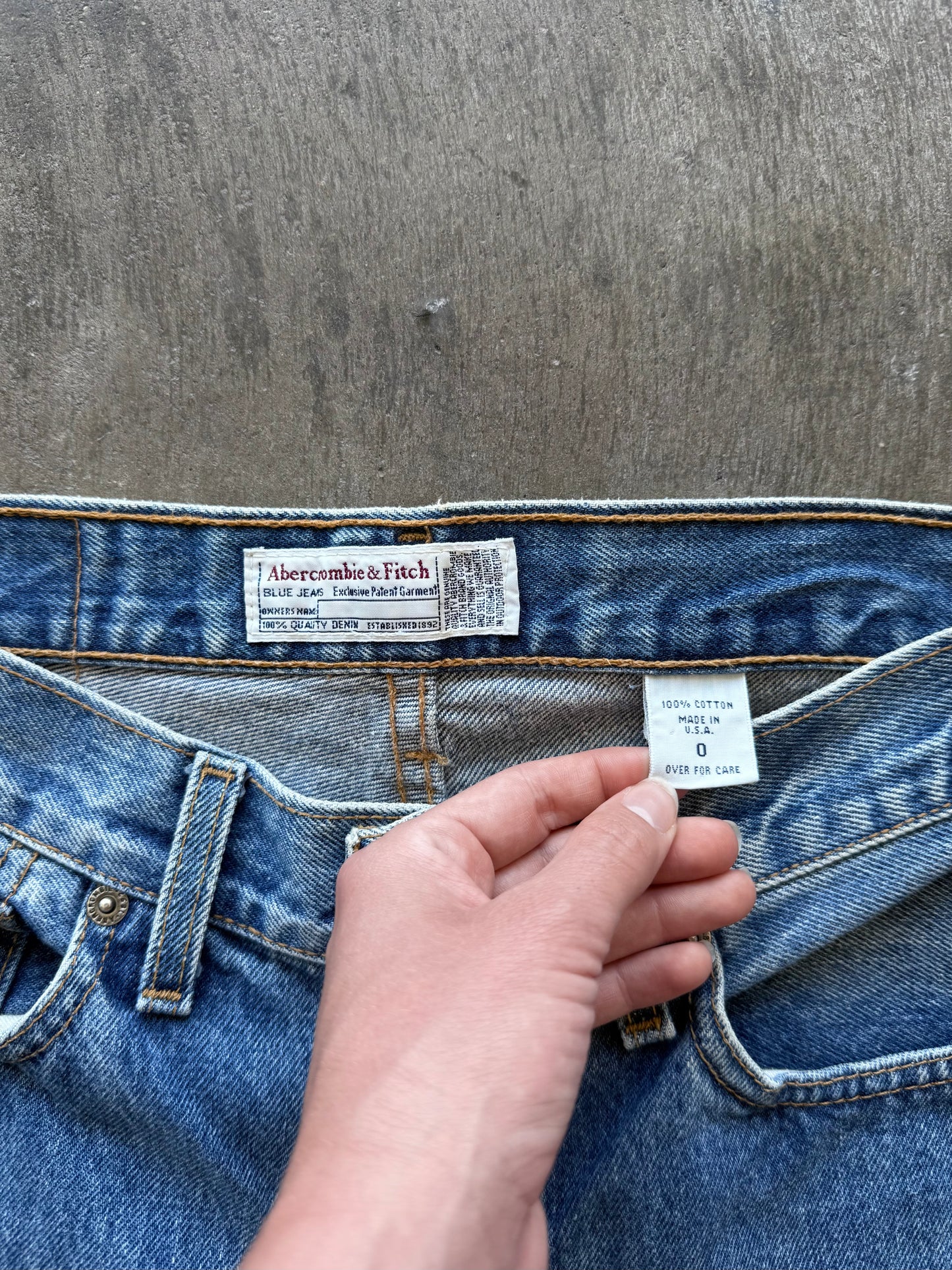 Abercrombie Flare Jeans - 28x32