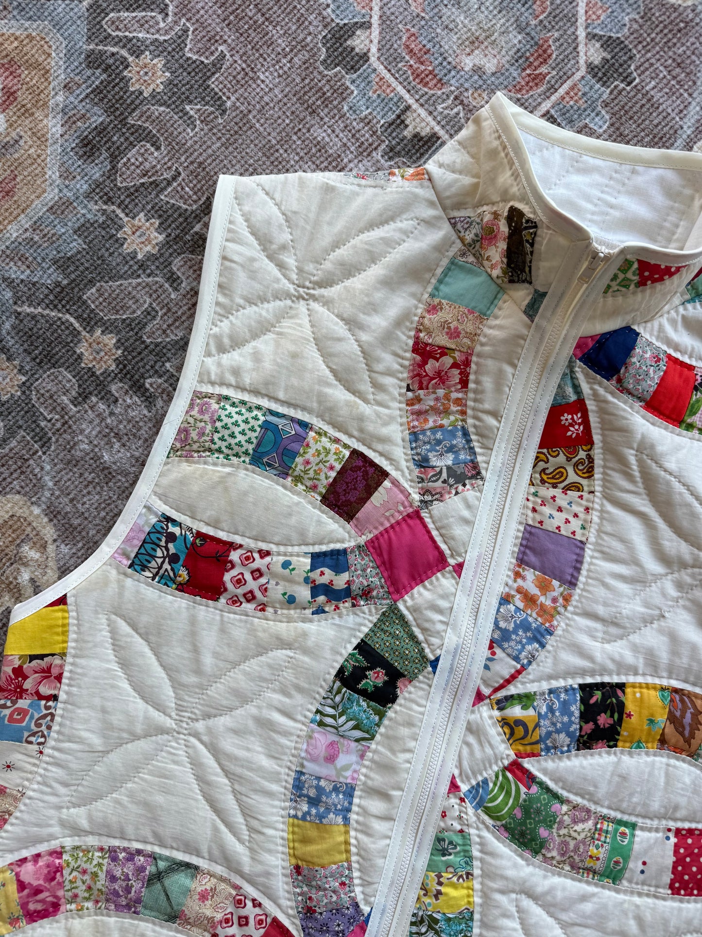 Quilt Zip Up Vest - L