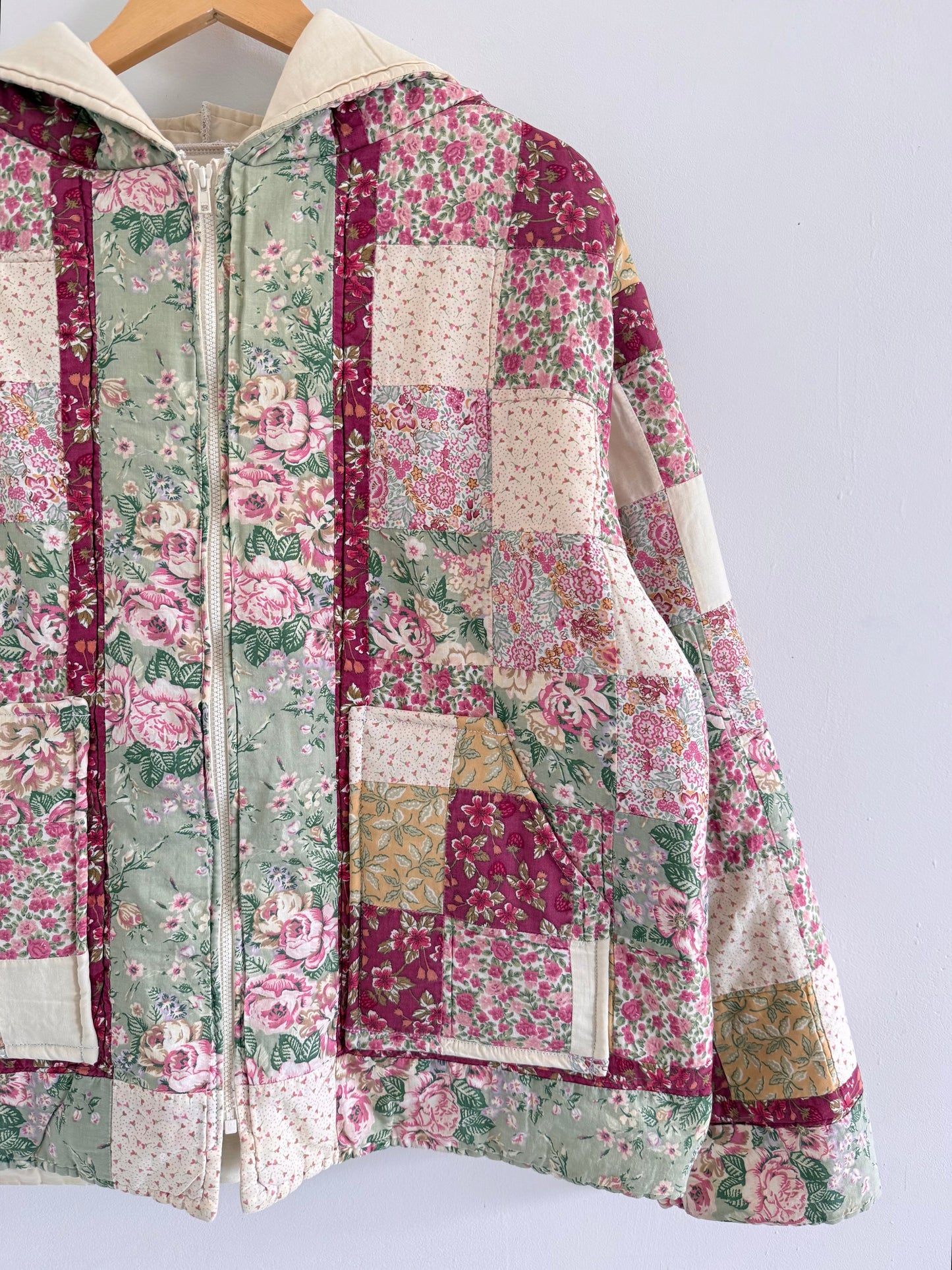 Quilt Hooded Jacket - L