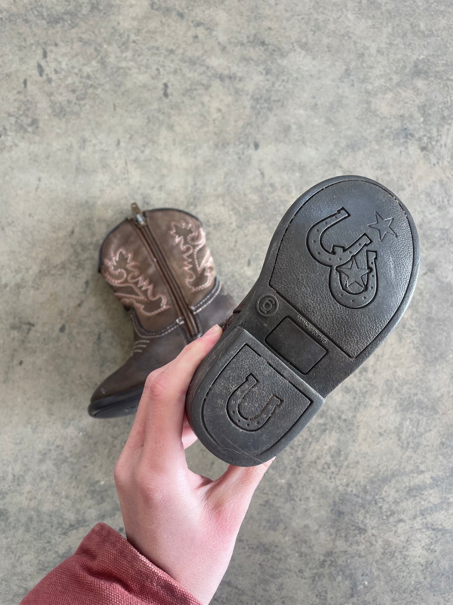 KIDS Cowgirl Boots - 6