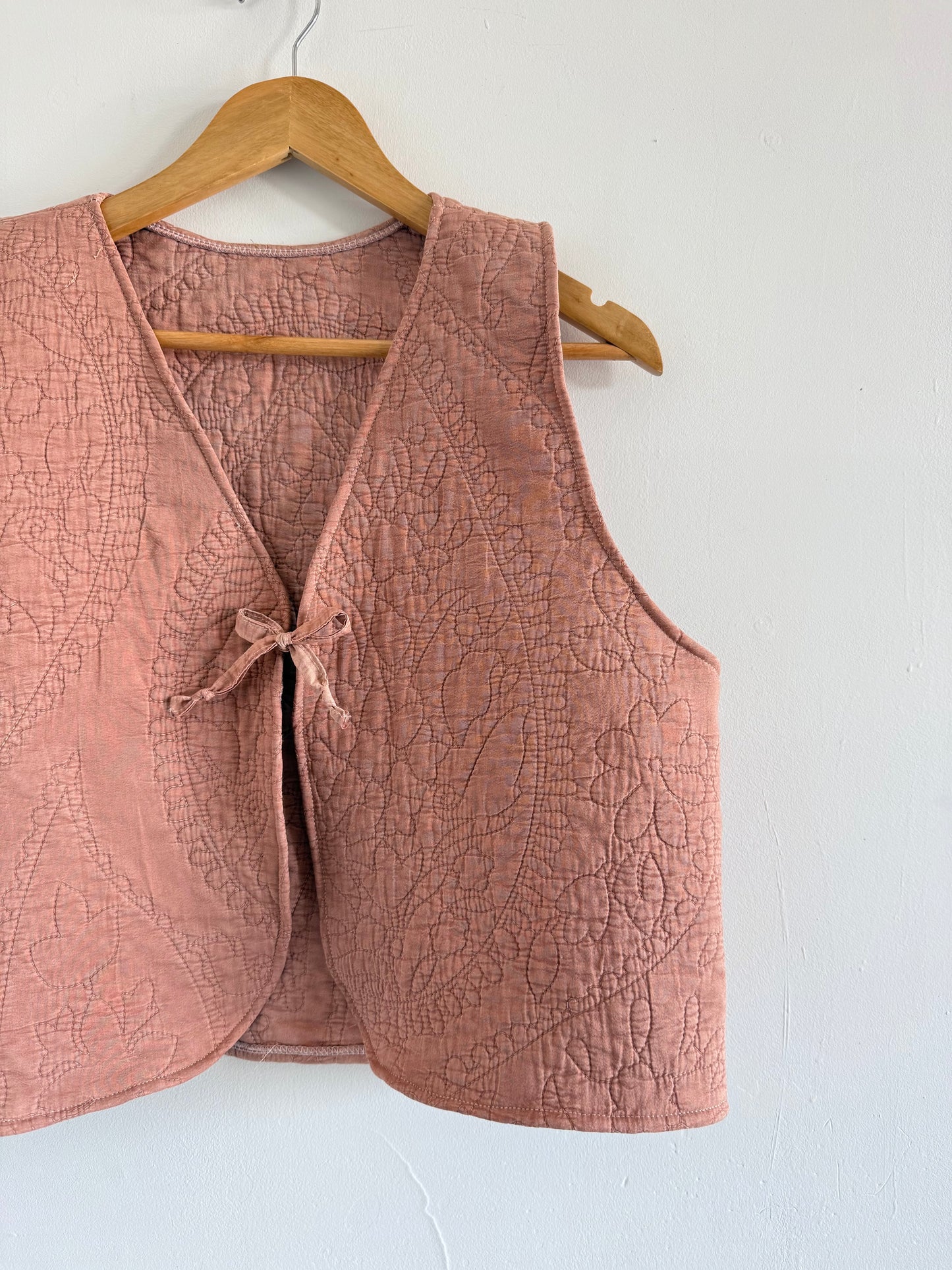 Quilt Tie Vest - L