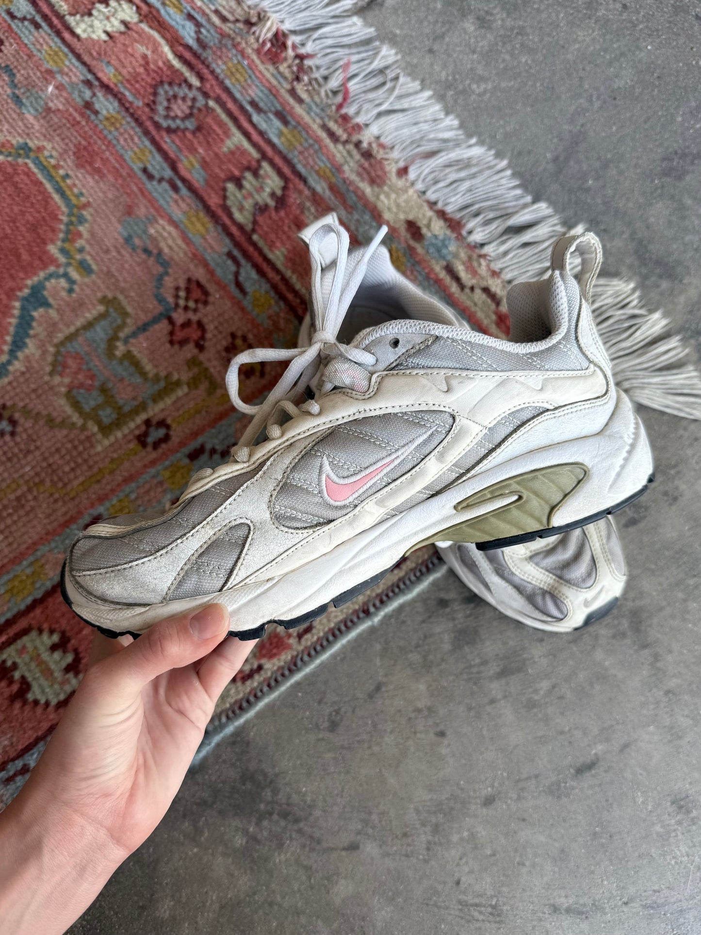 Nike Sneakers - 8.5
