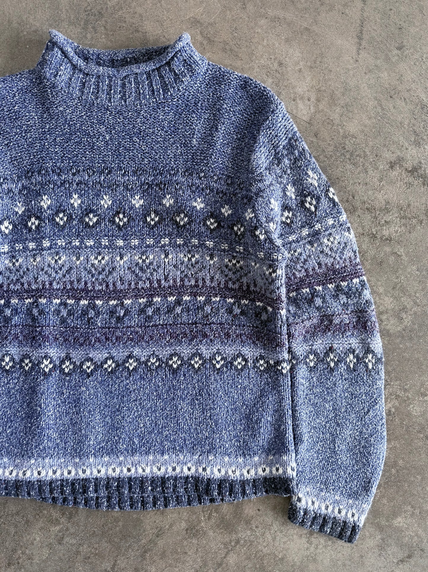 Sweater - L