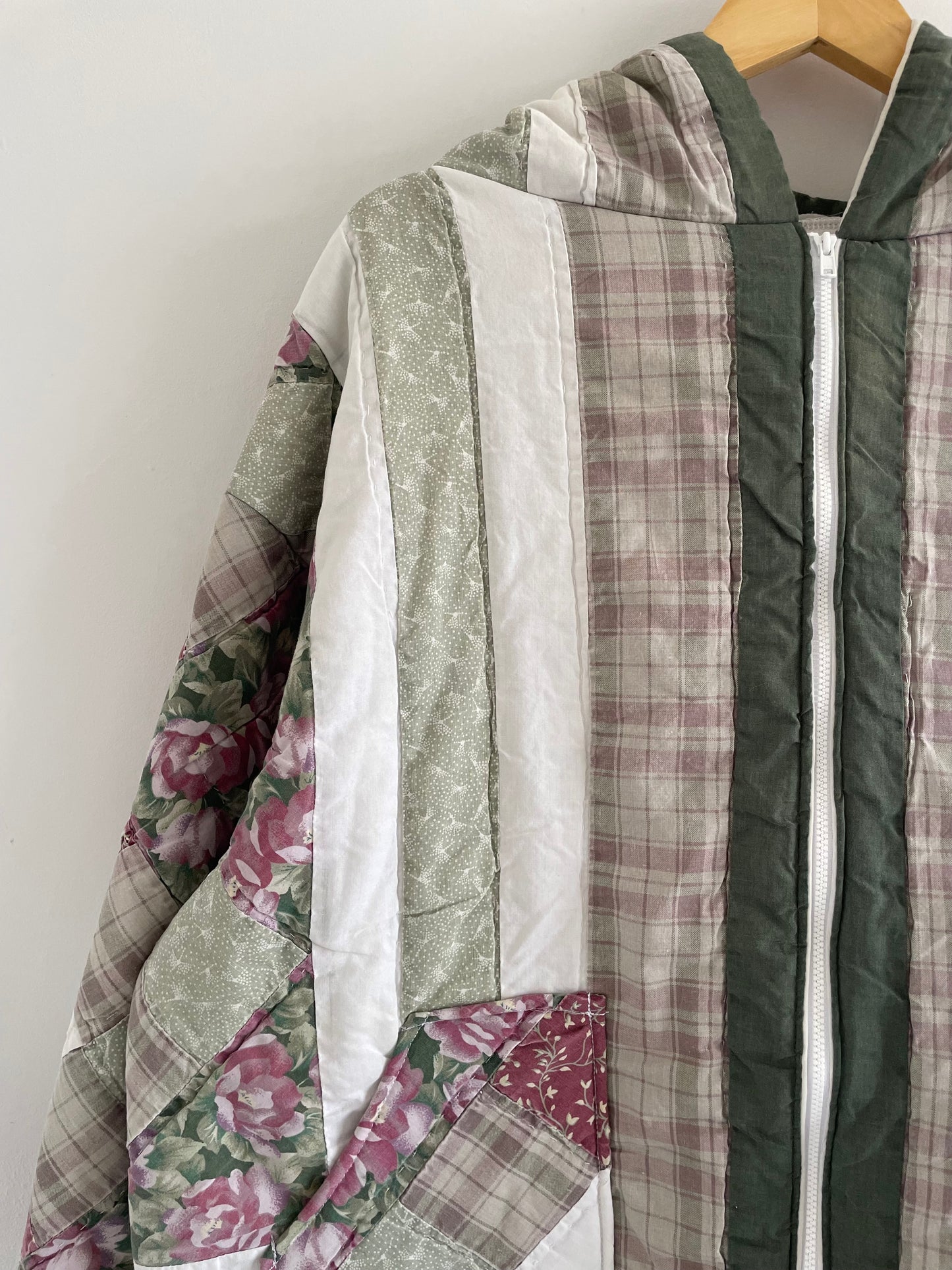 Quilt Hooded Jacket - 2XL