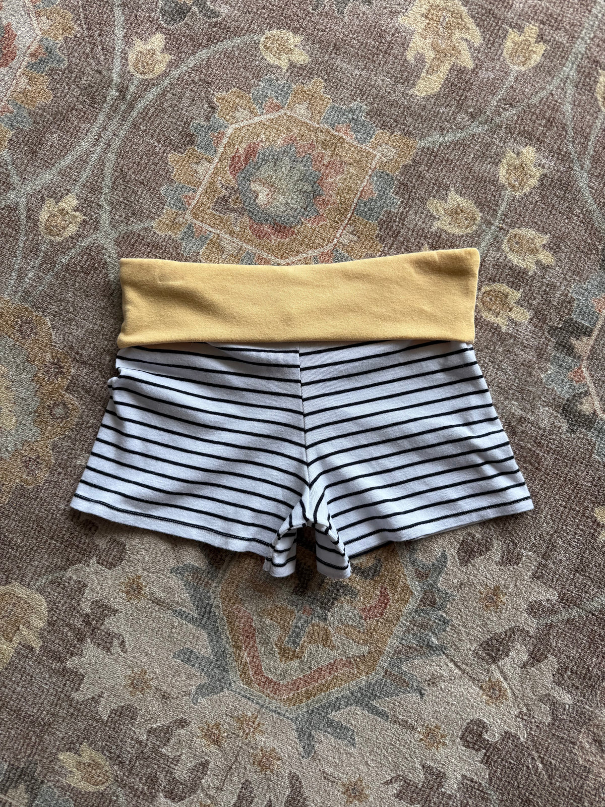 Blair Fold Over Shorts - M
