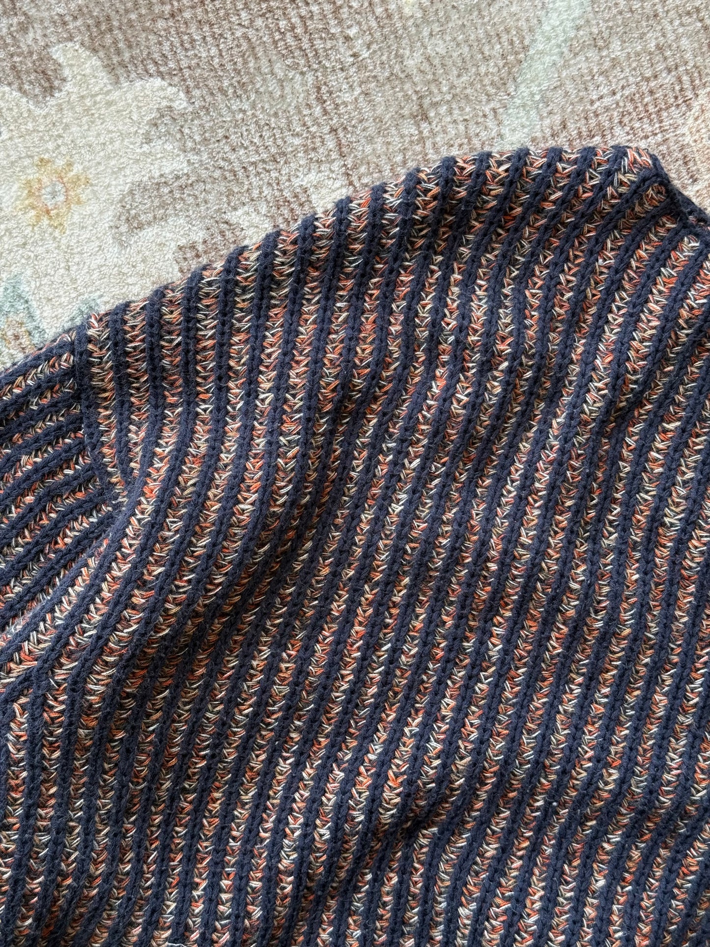 Sweater - L