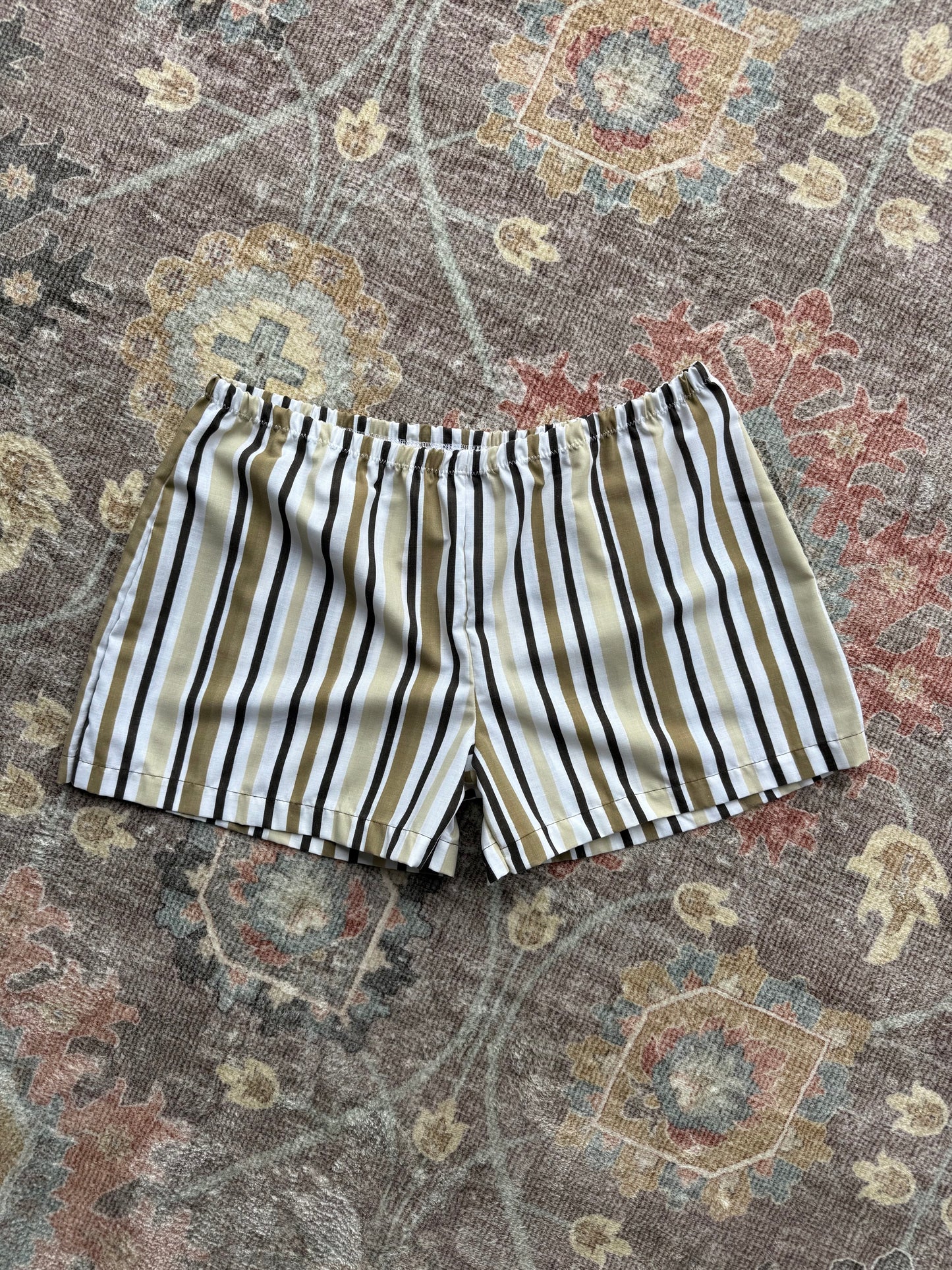 Blythe Shorts - M/L