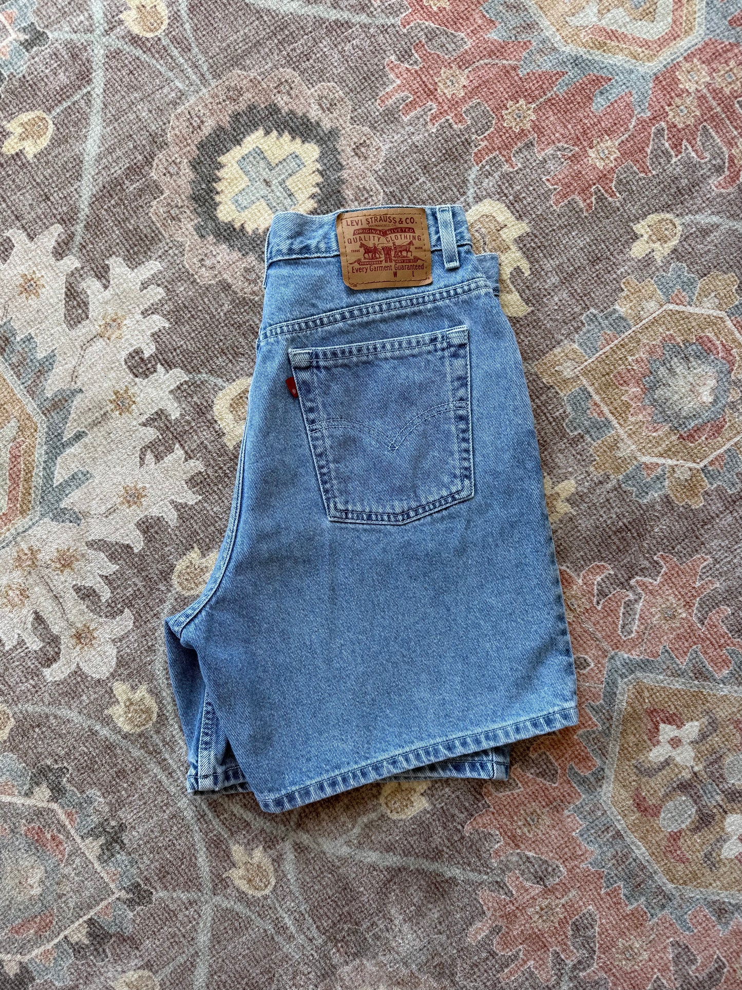 Levi’s Denim Shorts - 32” x 7”