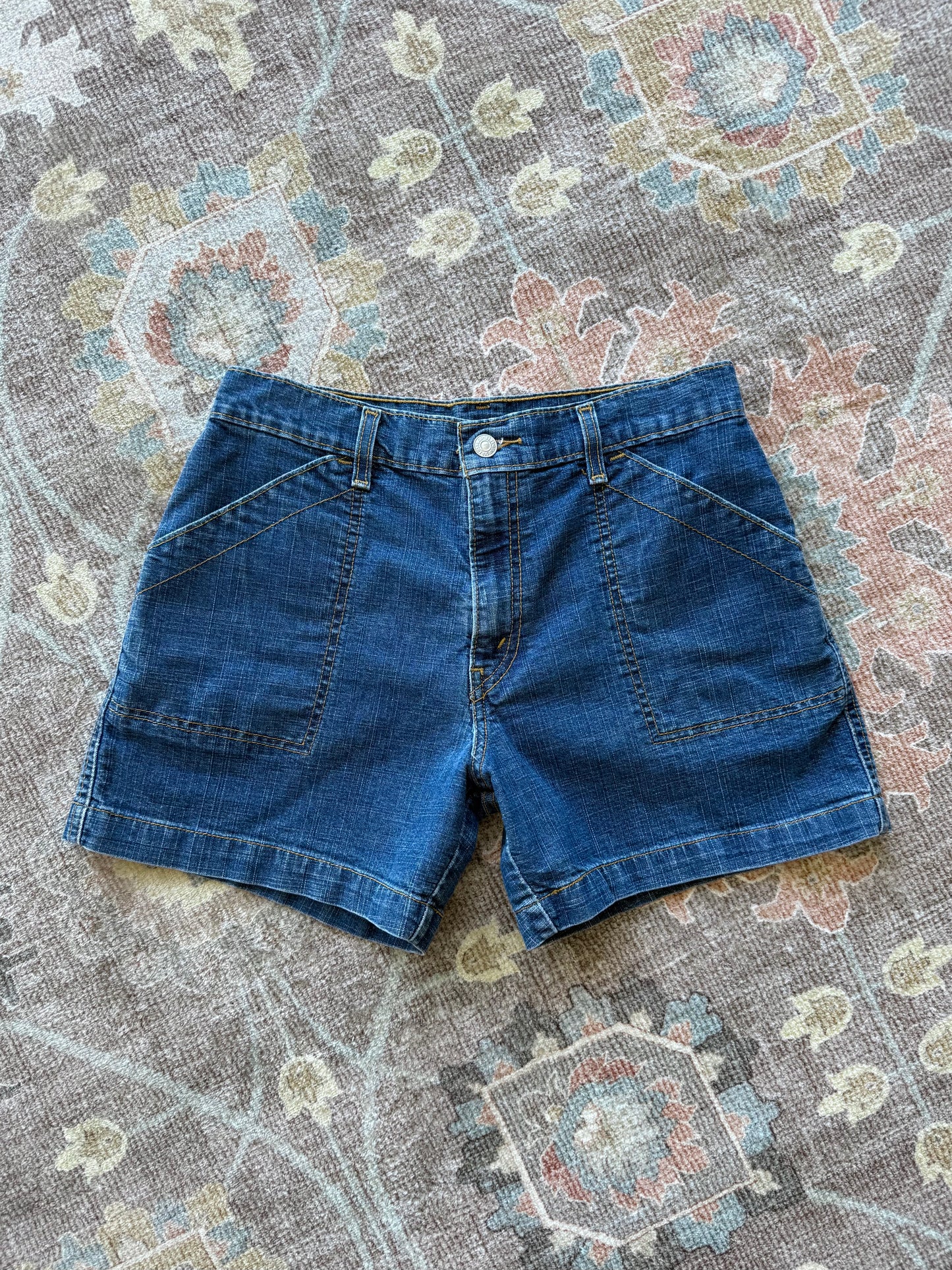 Levi’s Denim Shorts - 28” x 4.5”
