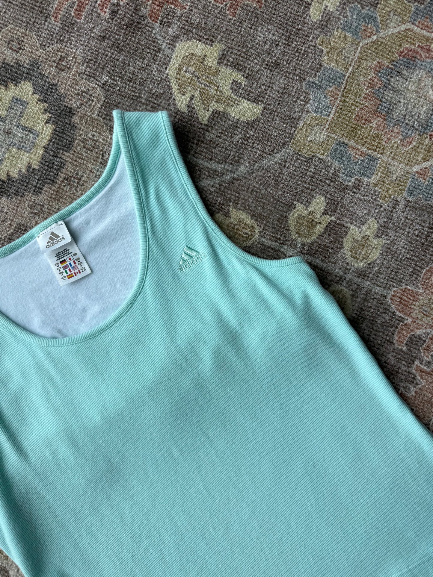 Adidas Tank - XL