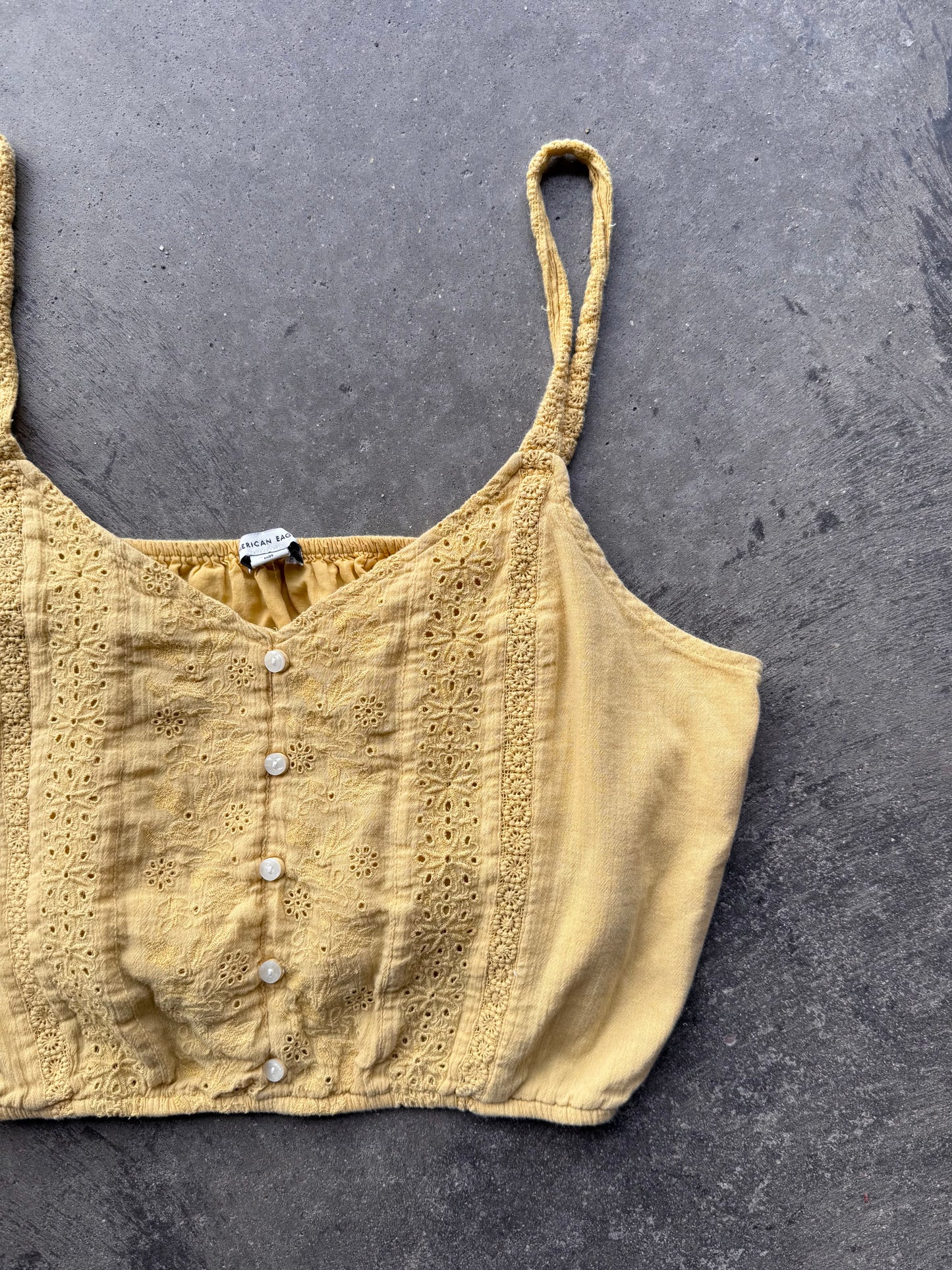 Eyelet Tank - L