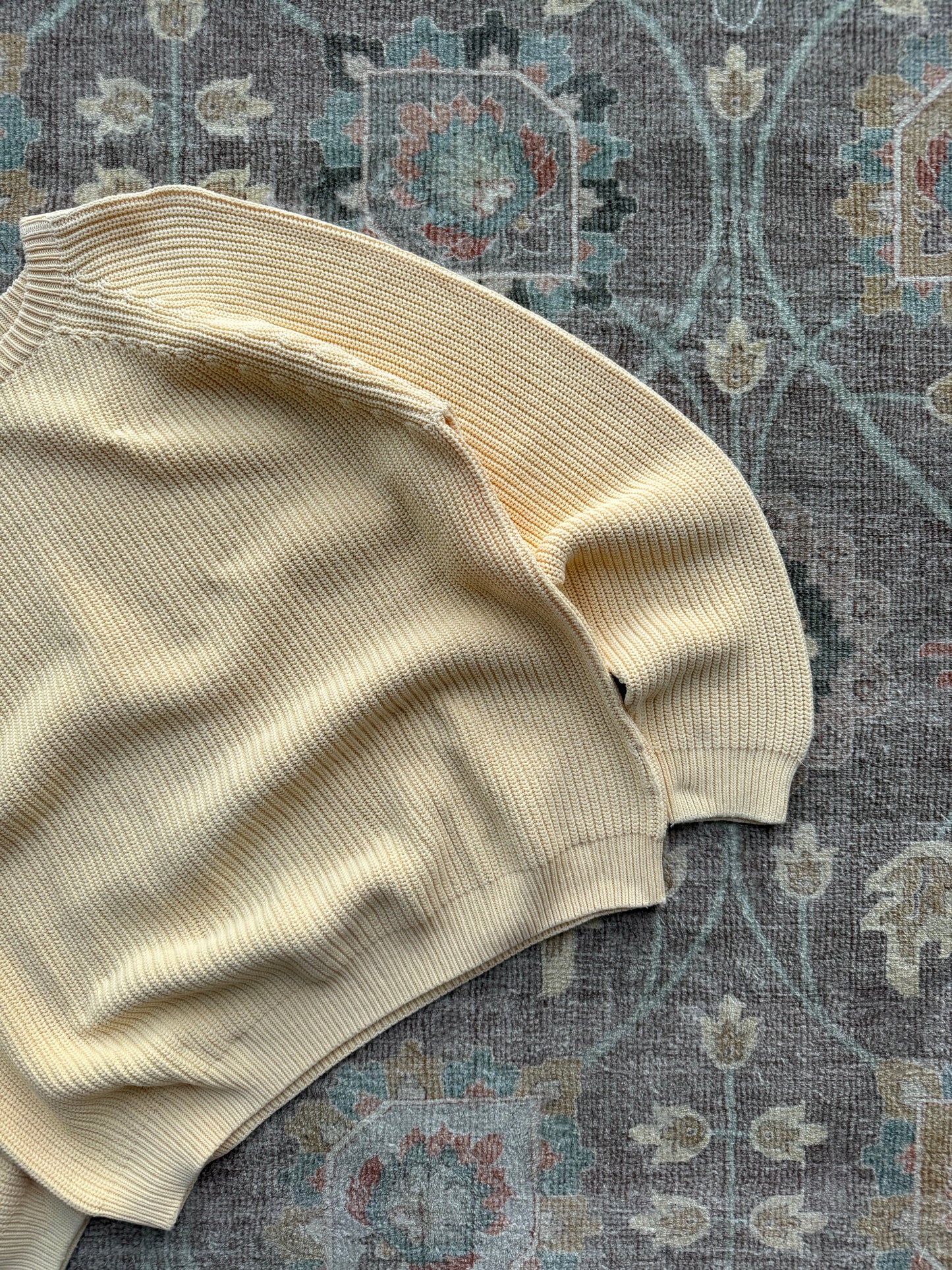 Sweater - L