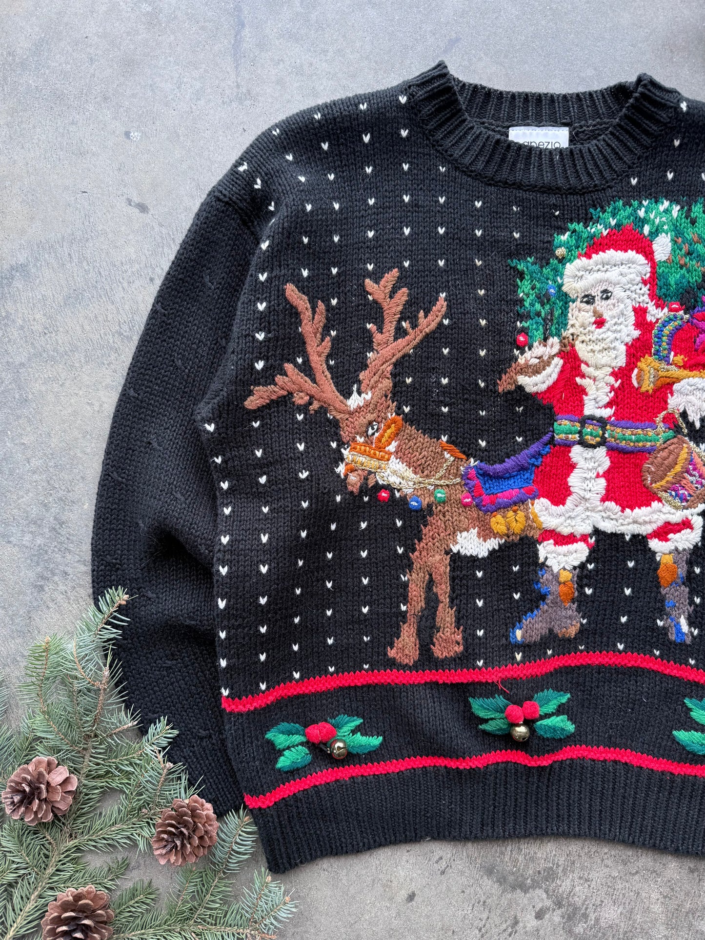 Santa Sweater - M