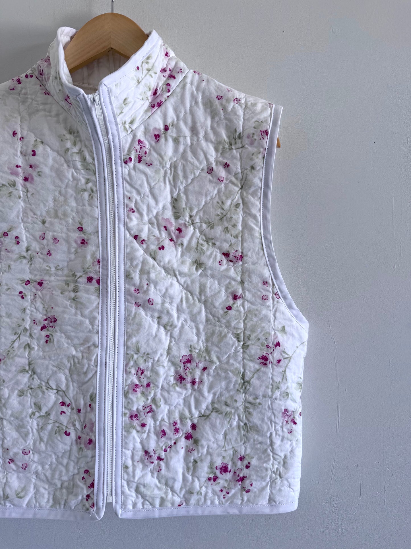Quilt Zip Up Vest - S