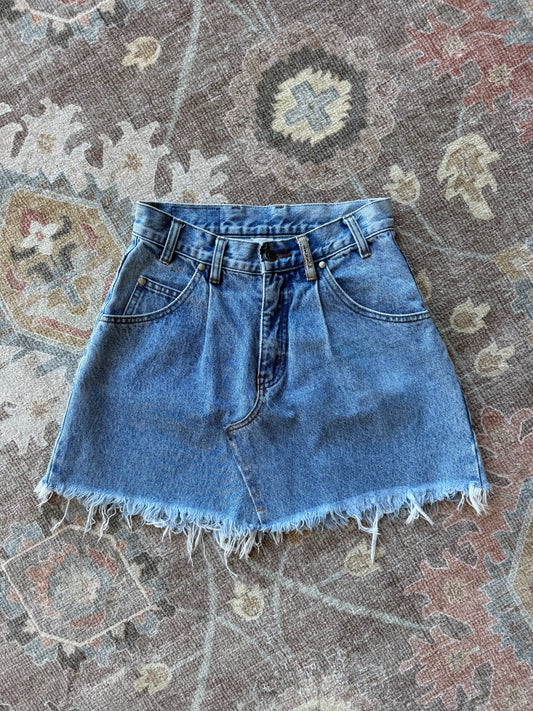 Levi’s Denim Mini Skirt - 26”
