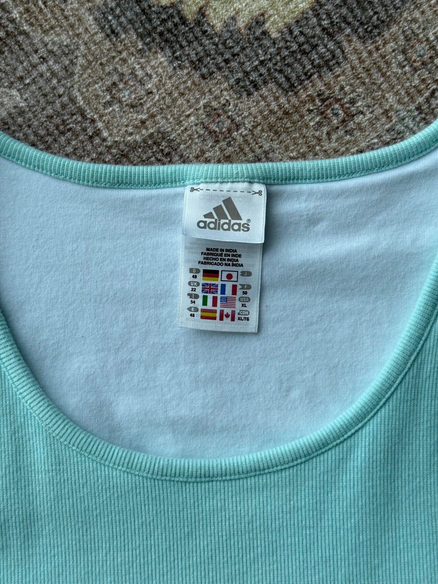 Adidas Tank - XL