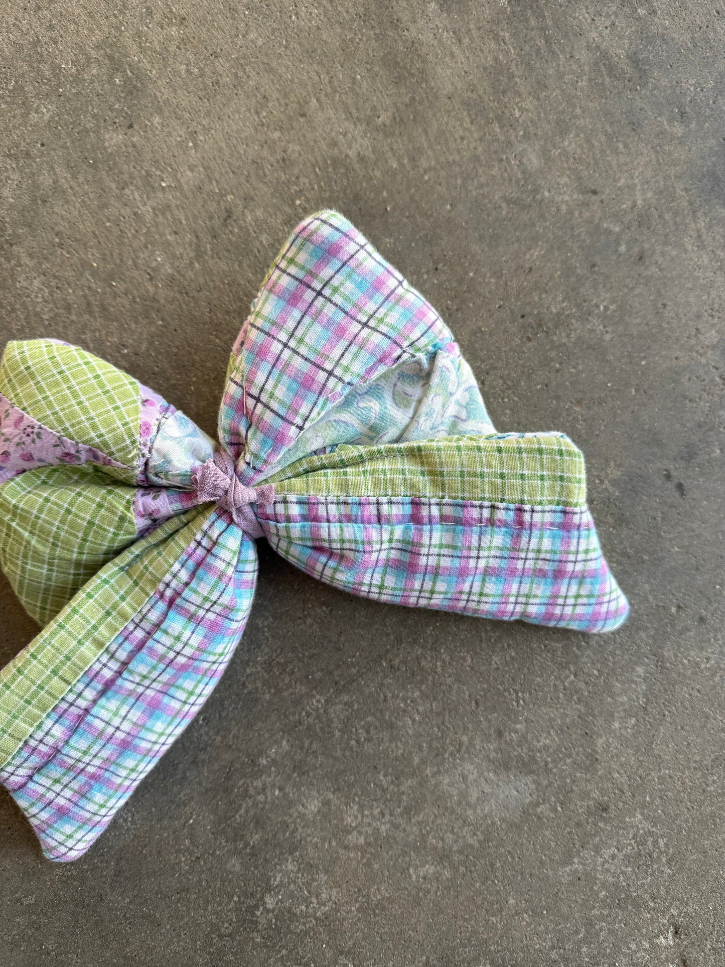 Small Quilt Bow