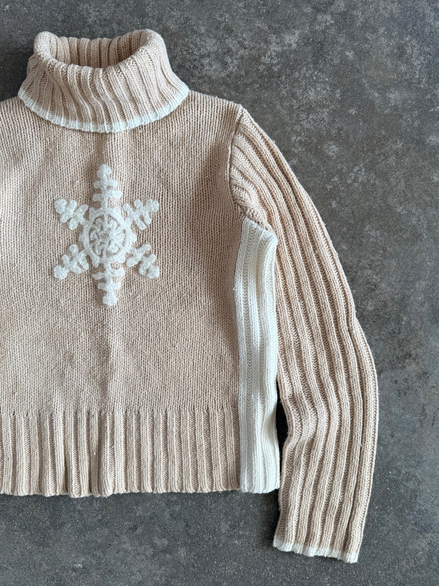 Snowflake Turtleneck Sweater - M