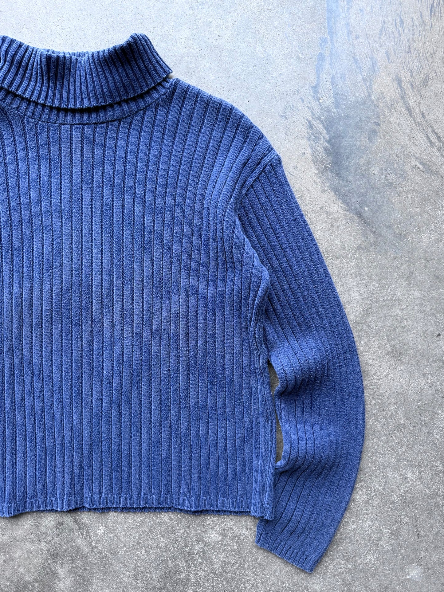 Turtleneck Sweater - L