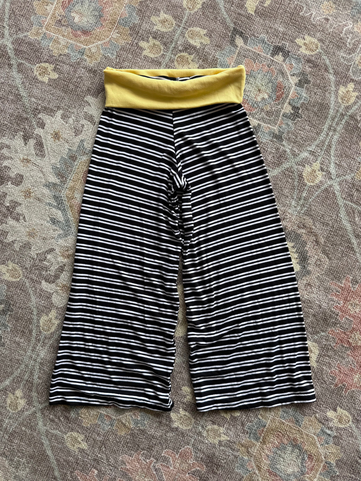 Blair Fold Over Capris - XS