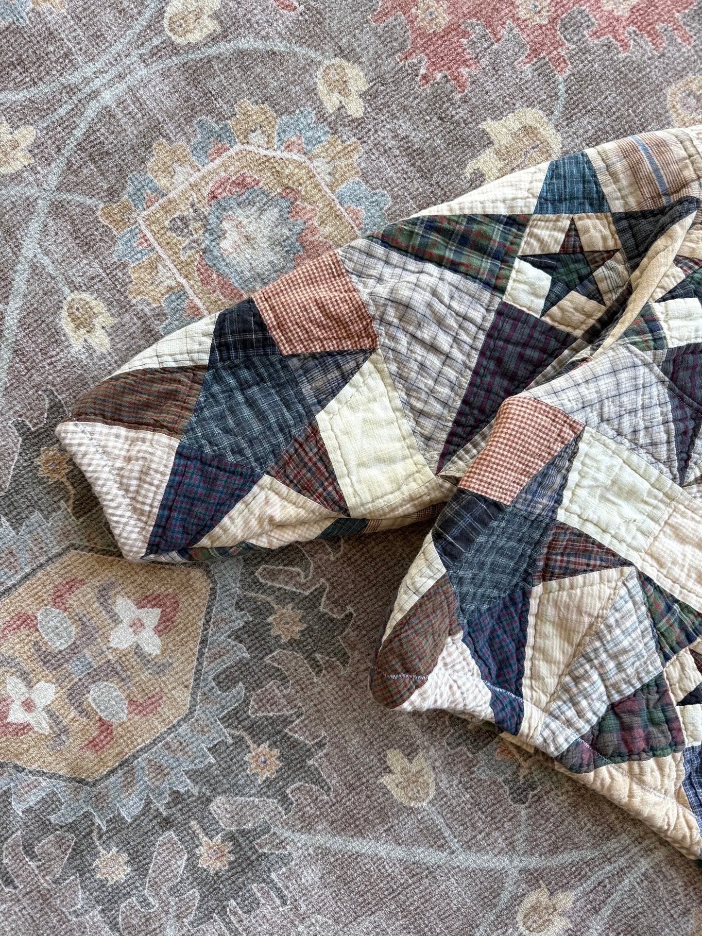 Quilt Cinch Snap Button Pullover - M