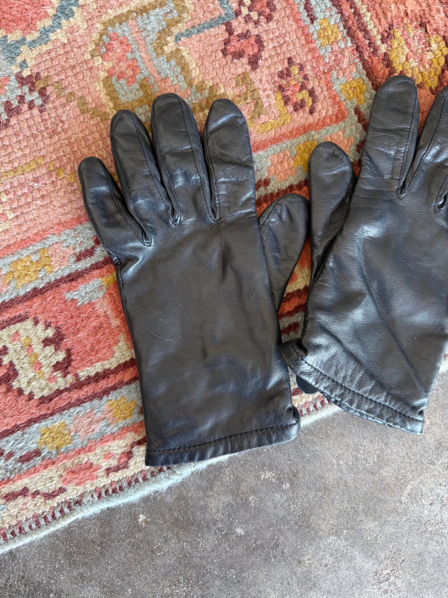 Leather Gloves - L