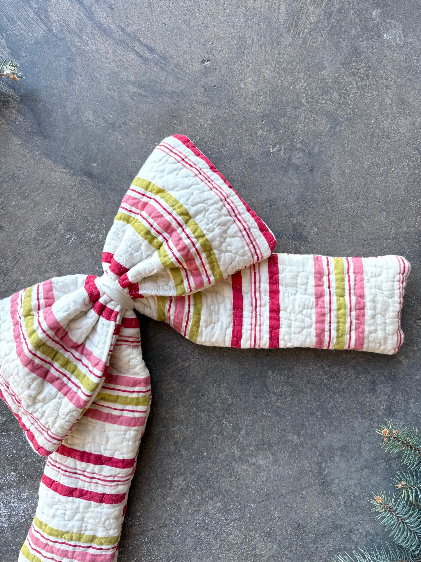 Large Quilt Bow
