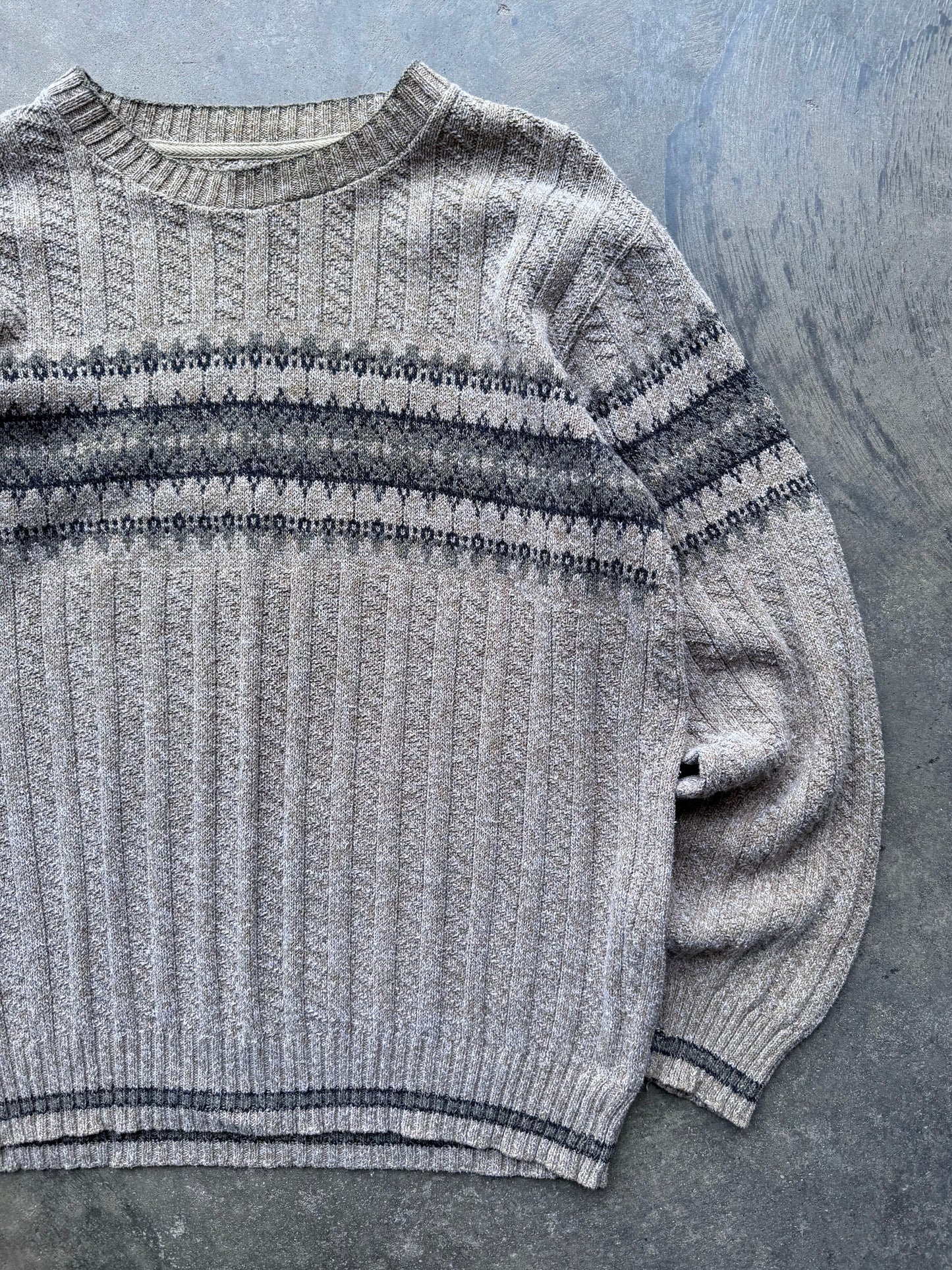 Sweater - M
