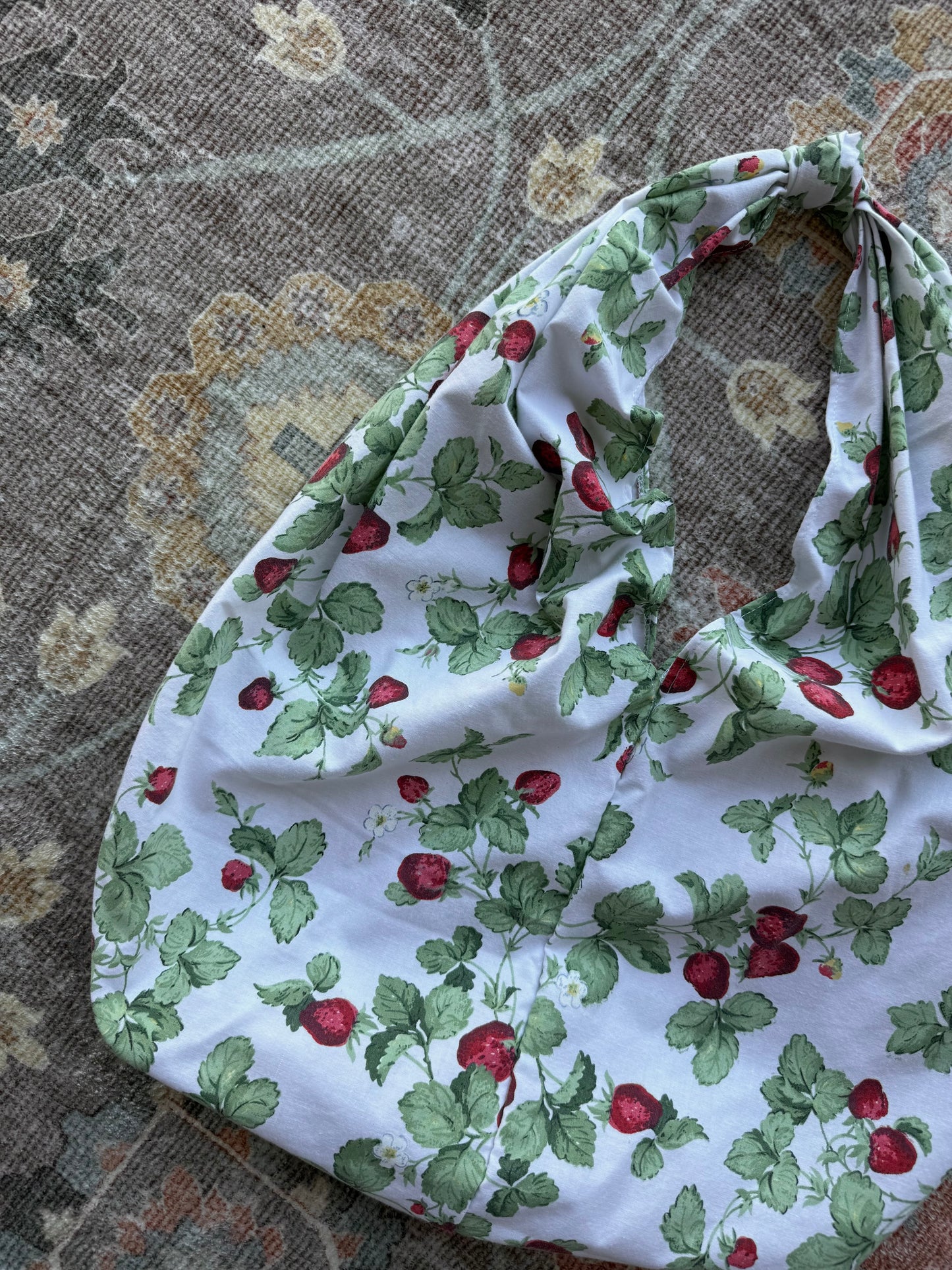 Knotted Tote Bag - Variety 1