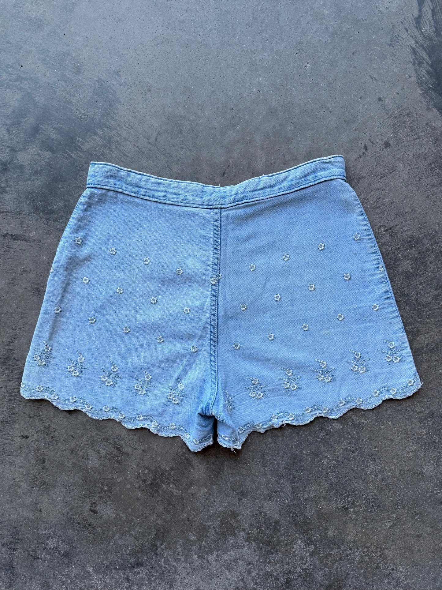 Flower Denim Shorts - 30x3