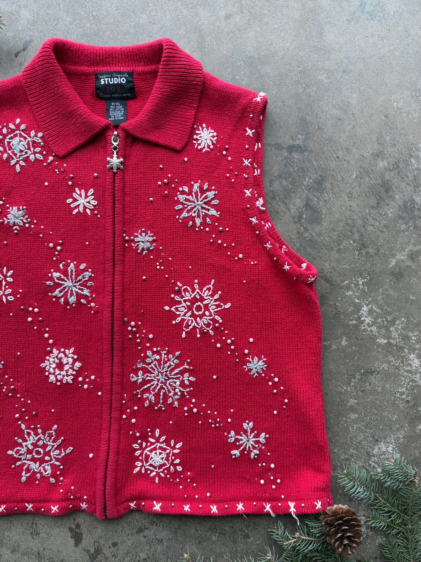 Snowflake Zip Up Sweater Vest - XL
