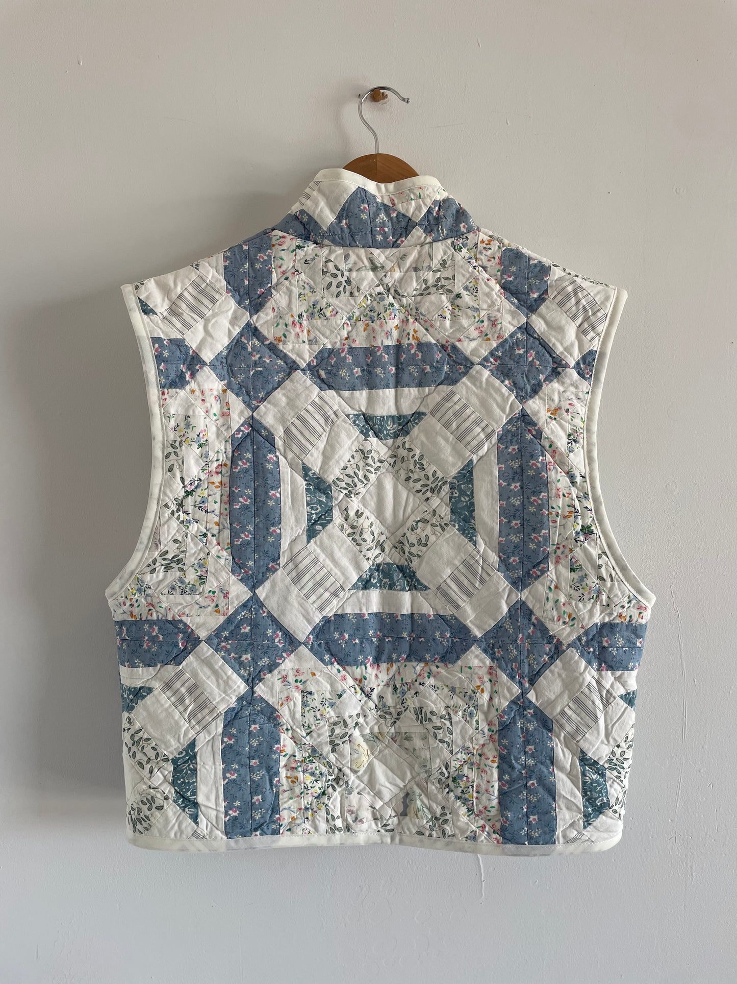 Quilt Zip Up Vest - S