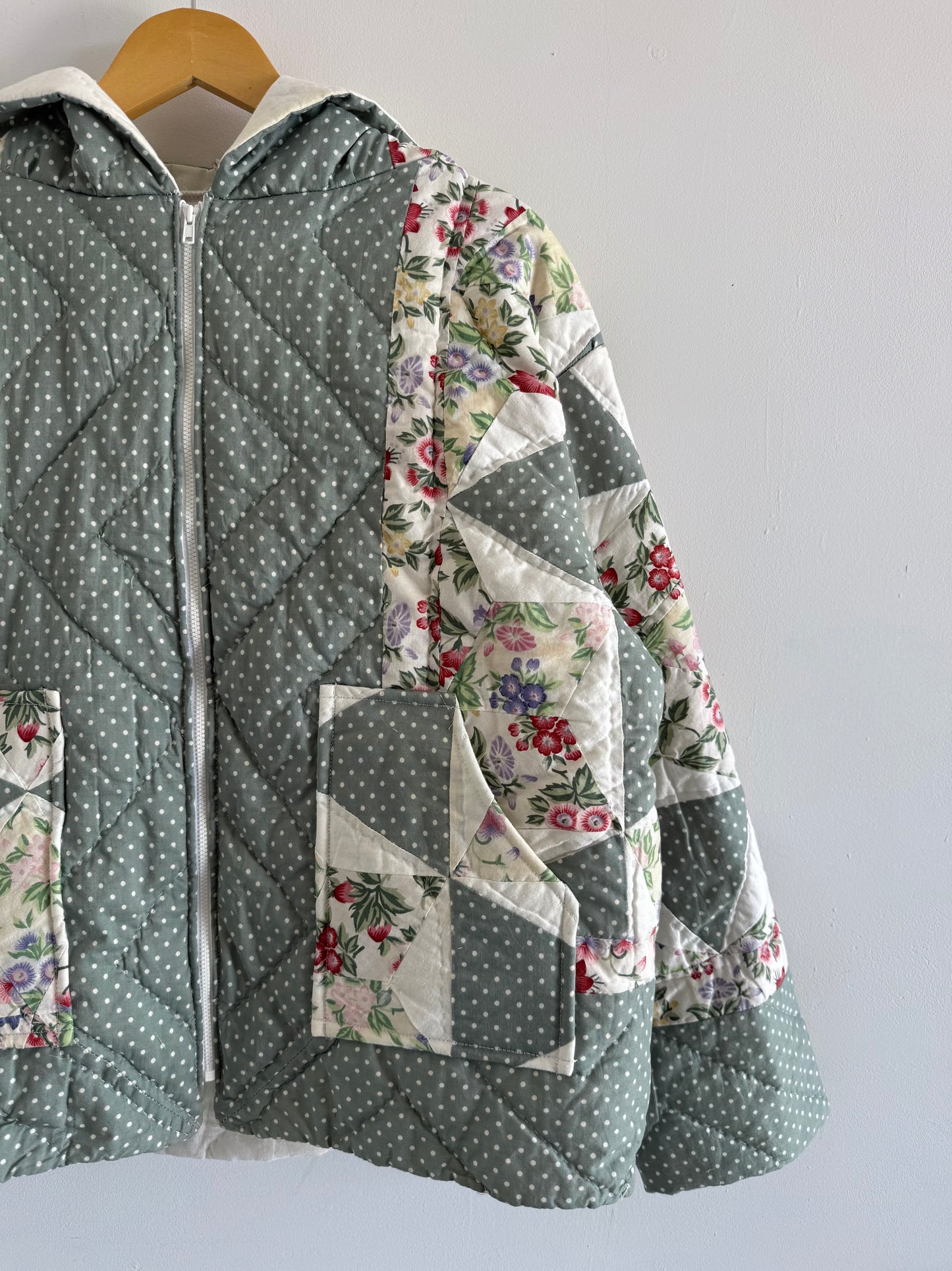 Quilt Hooded Jacket - L