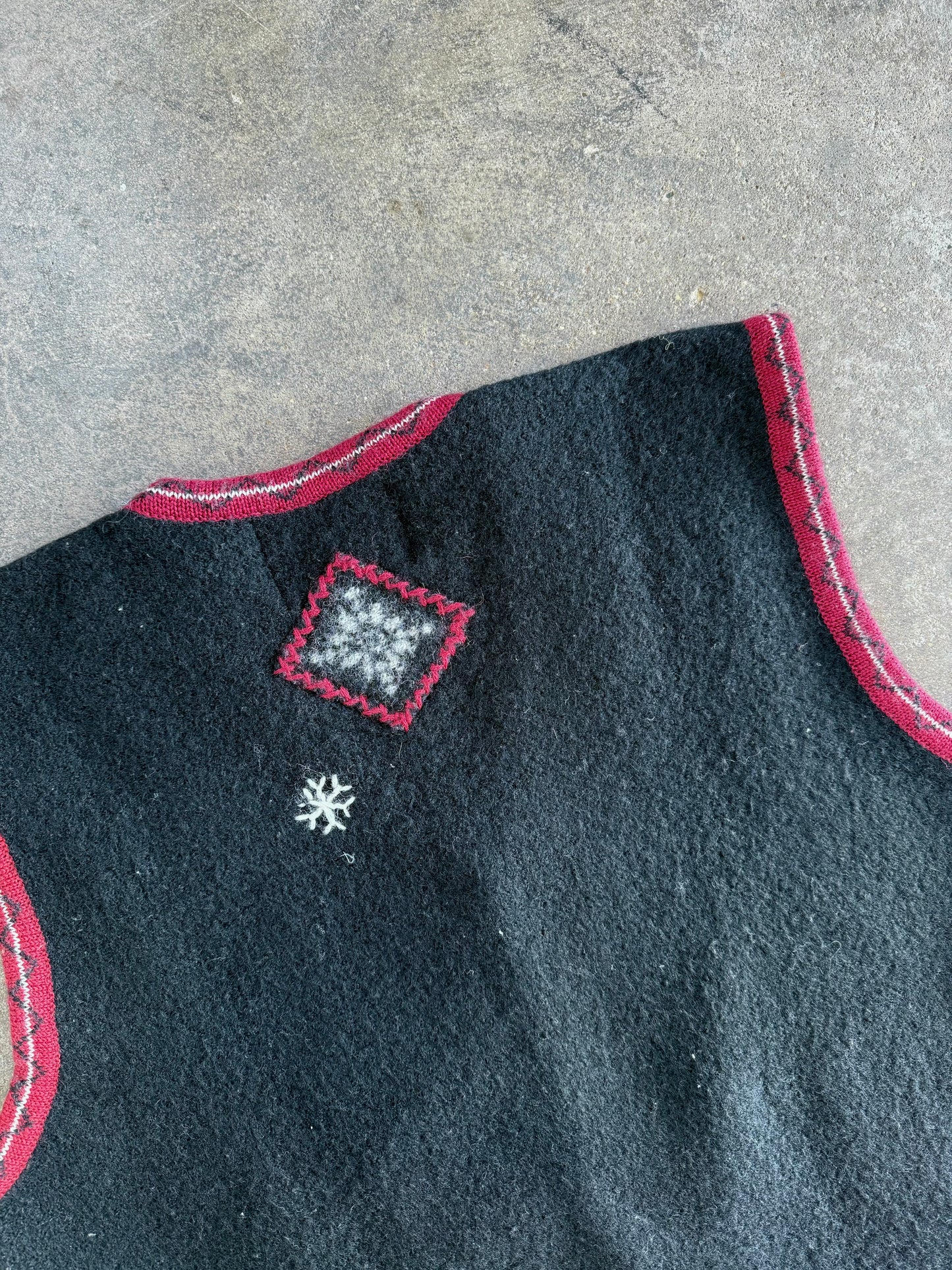 Snowflake Wool Vest - L