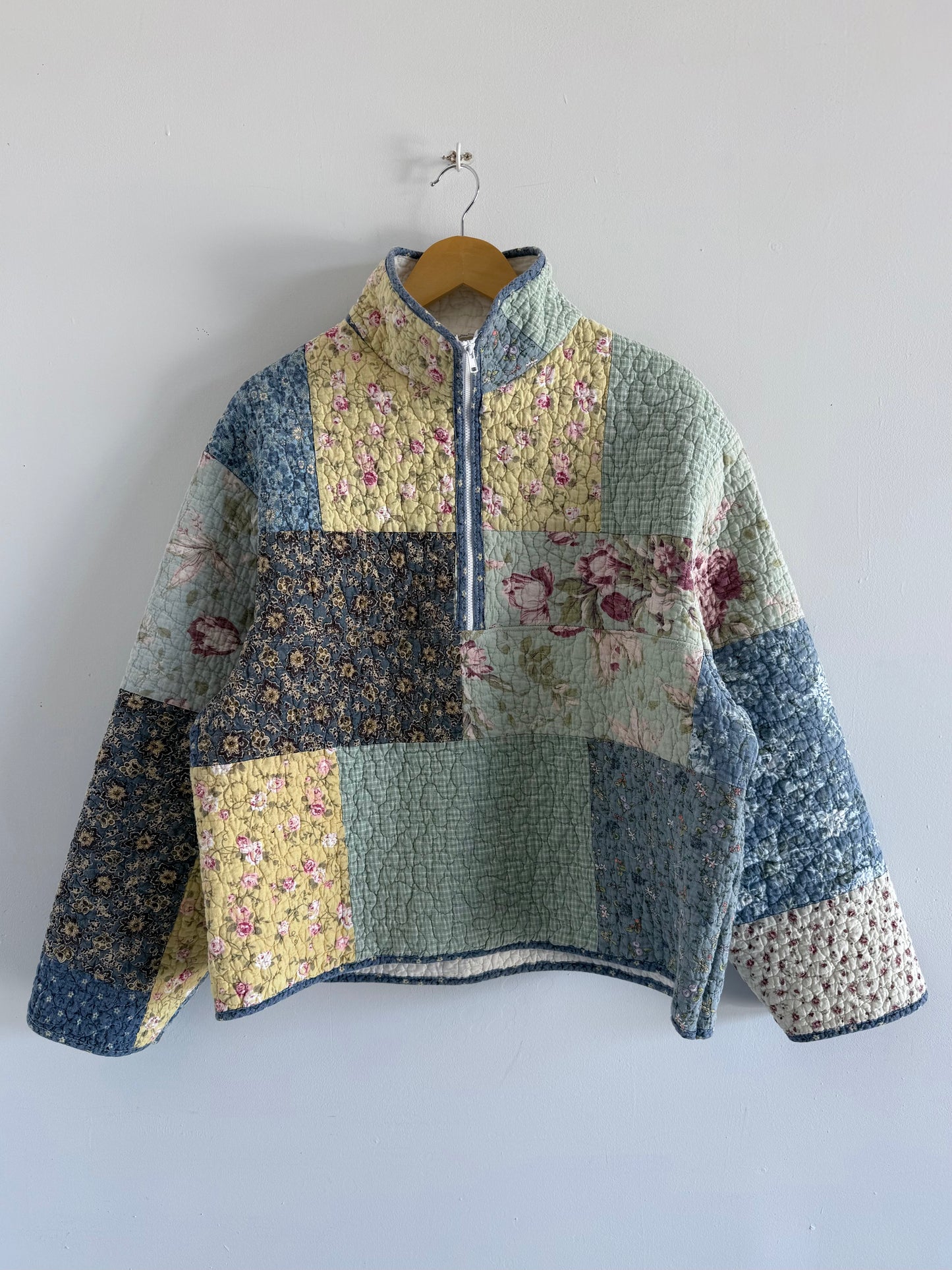 Quilt Quarter Zip - M
