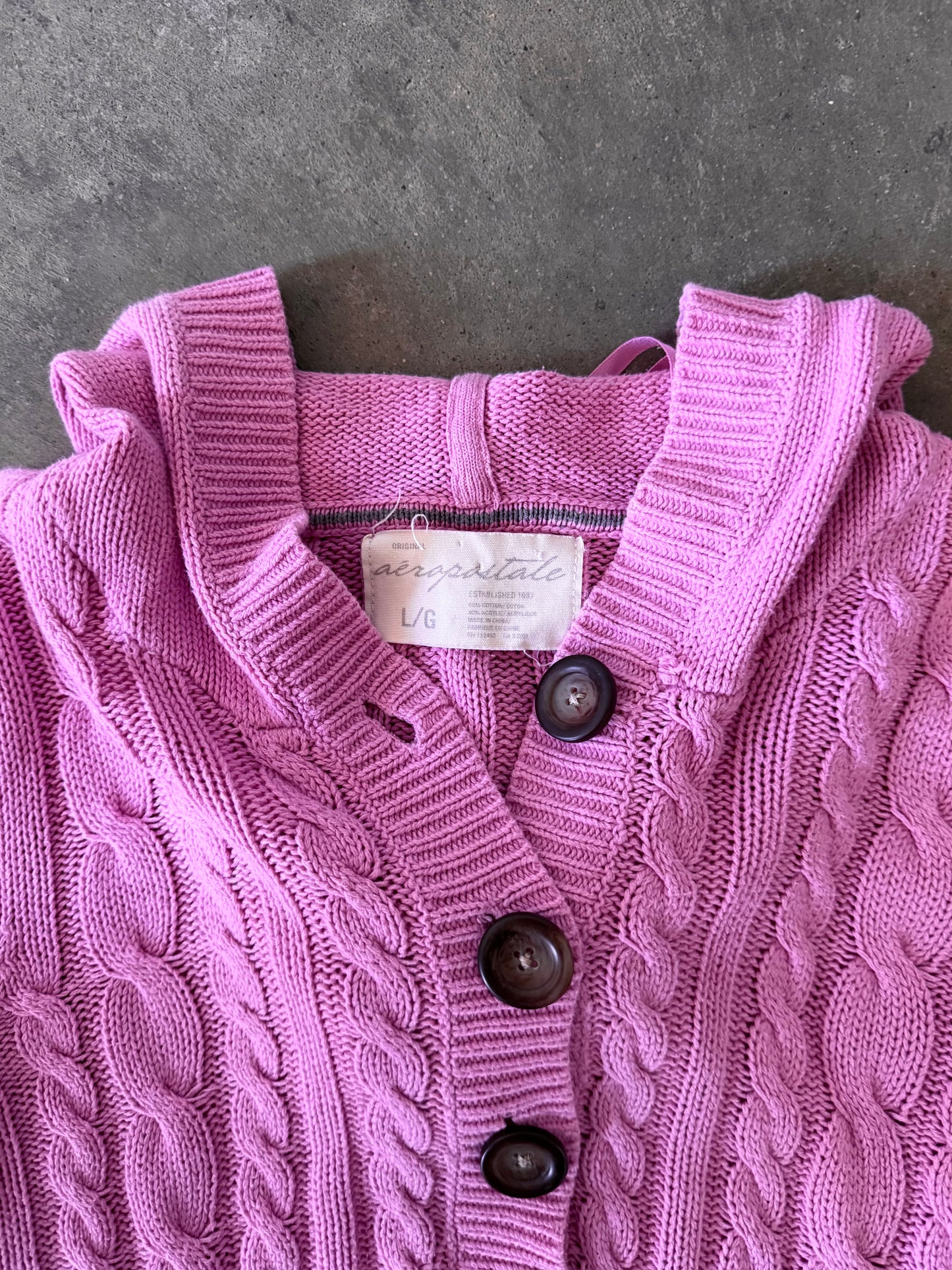 Button Sweater - L