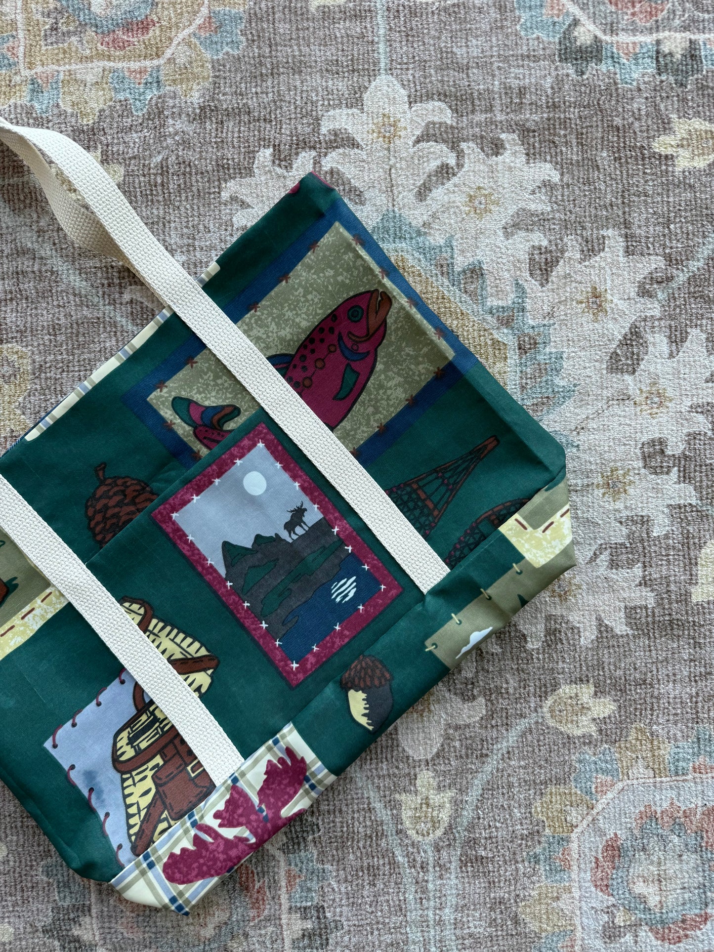 Pocket Tote