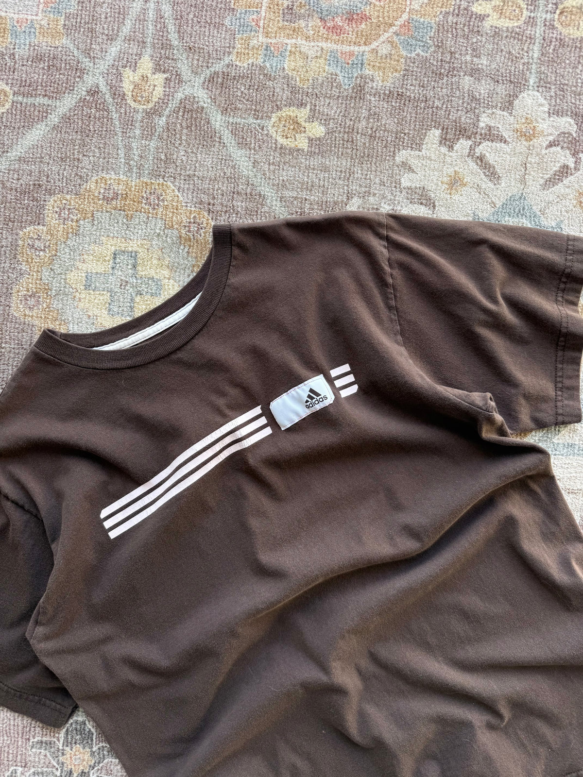 Adidas Tee - L