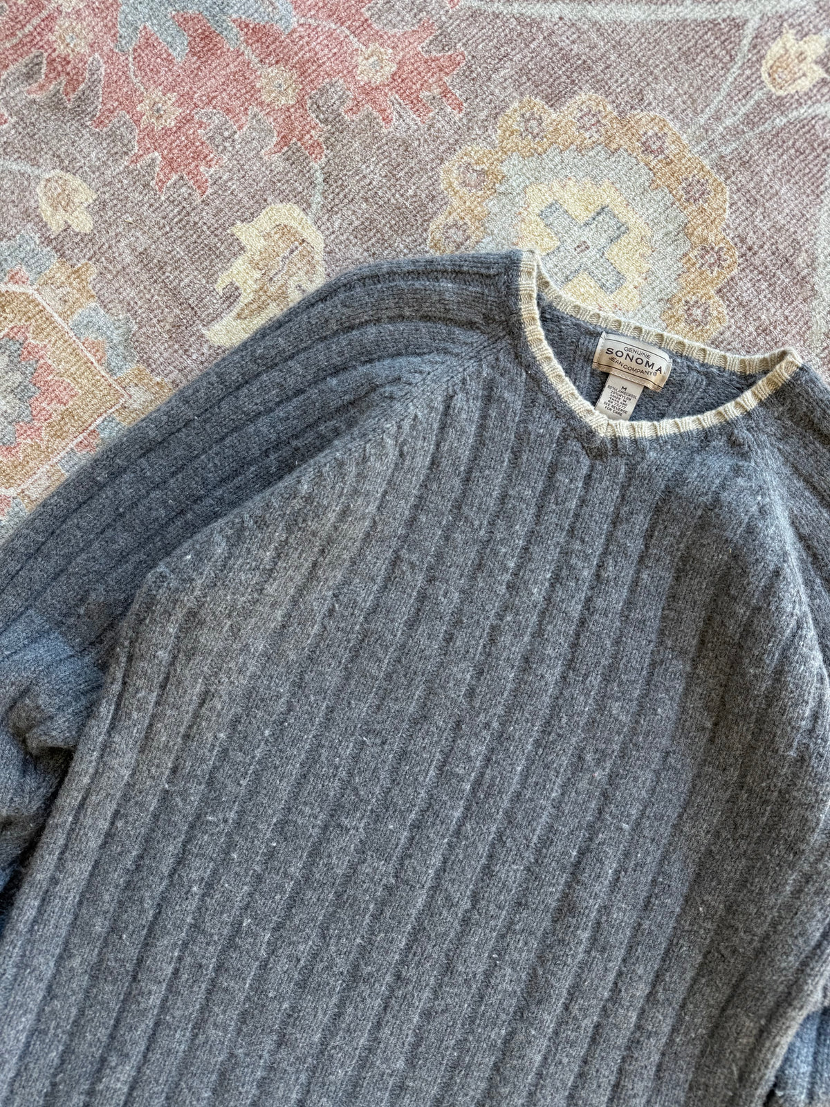 Sweater - M