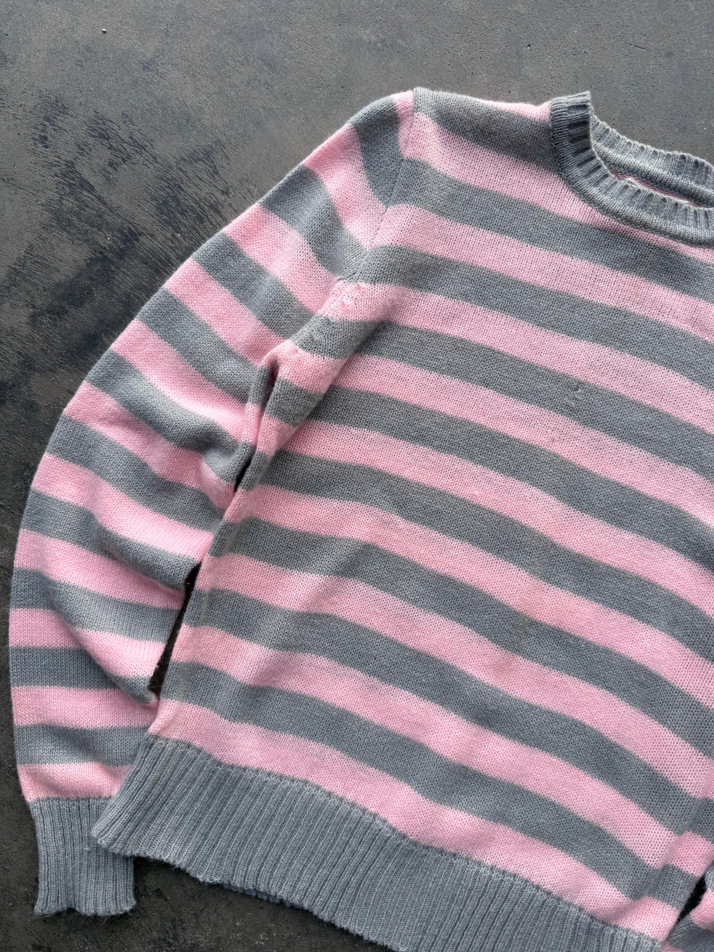 Striped Sweater - L